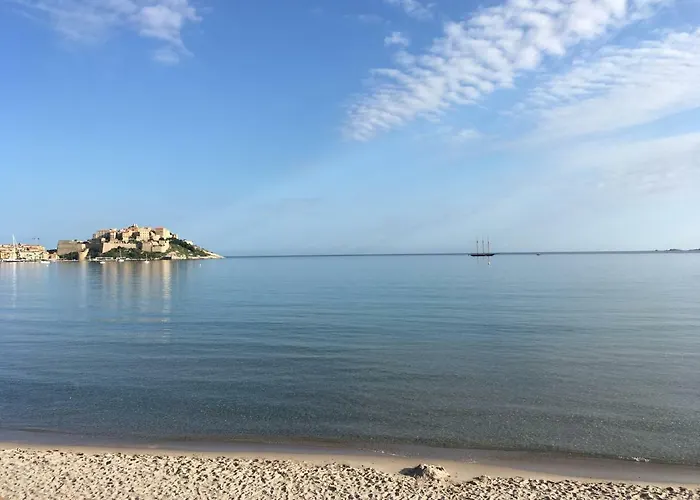 Les Rivages De