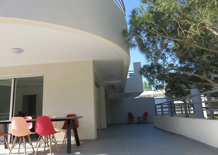 Les Rivages De 卡尔维