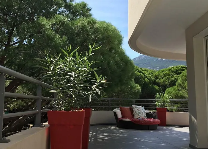 Les Rivages De 公寓 *